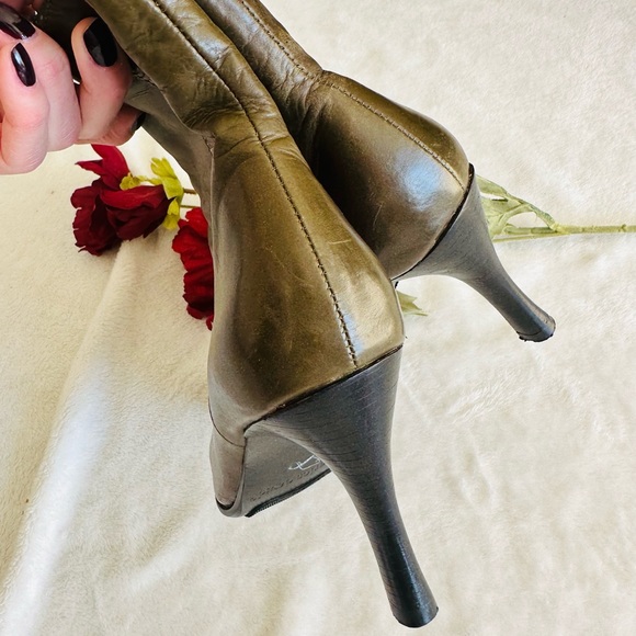 Charles David | Olive Stilleto Boots - Picture 6 of 12